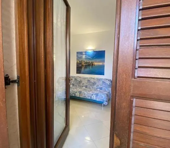 Petali Rosa- Dimora Mare بيت ضيافة